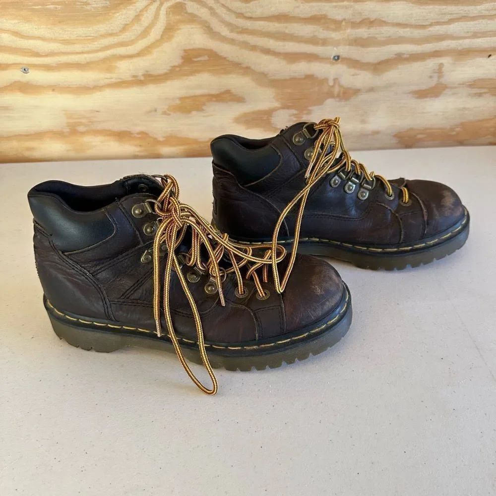 Vintage Men's Brown Leather Dic Martens Boots